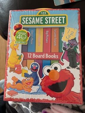 Brand new Sesame Street 12 books, pet free smoke free free home open to offers